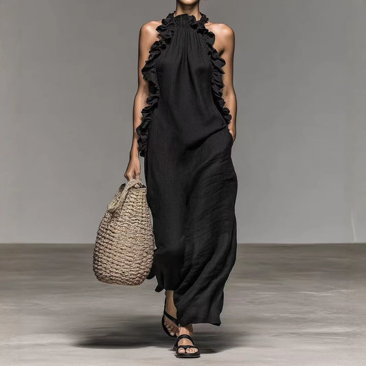 Vestido con cuello halter y volantes