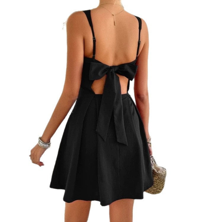Vestido corto con lazo