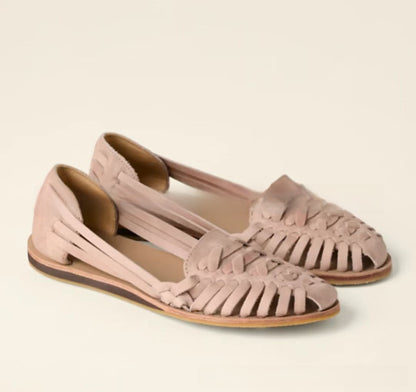 Sandalias trenzadas con pedrería