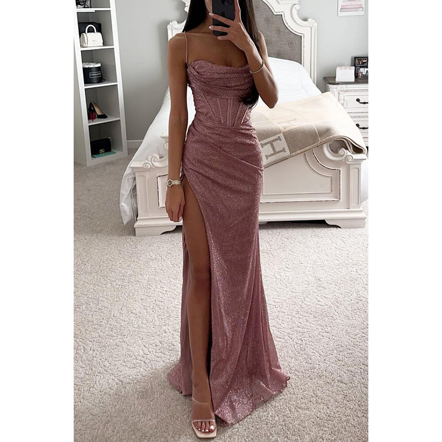 Vestido de brillo con tirantes
