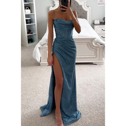 Vestido de brillo con tirantes