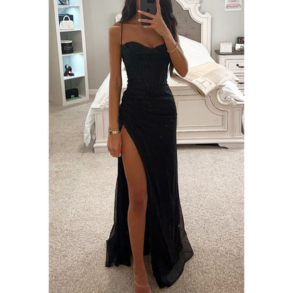 Vestido de brillo con tirantes