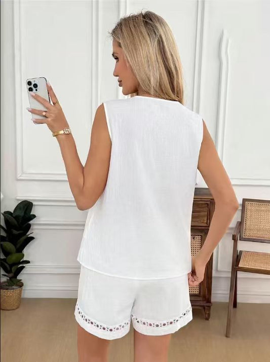 Conjunto corto con escote en v