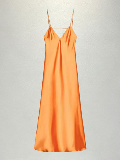 Vestido de satén estilo francés