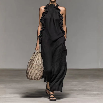 Vestido con cuello halter y volantes